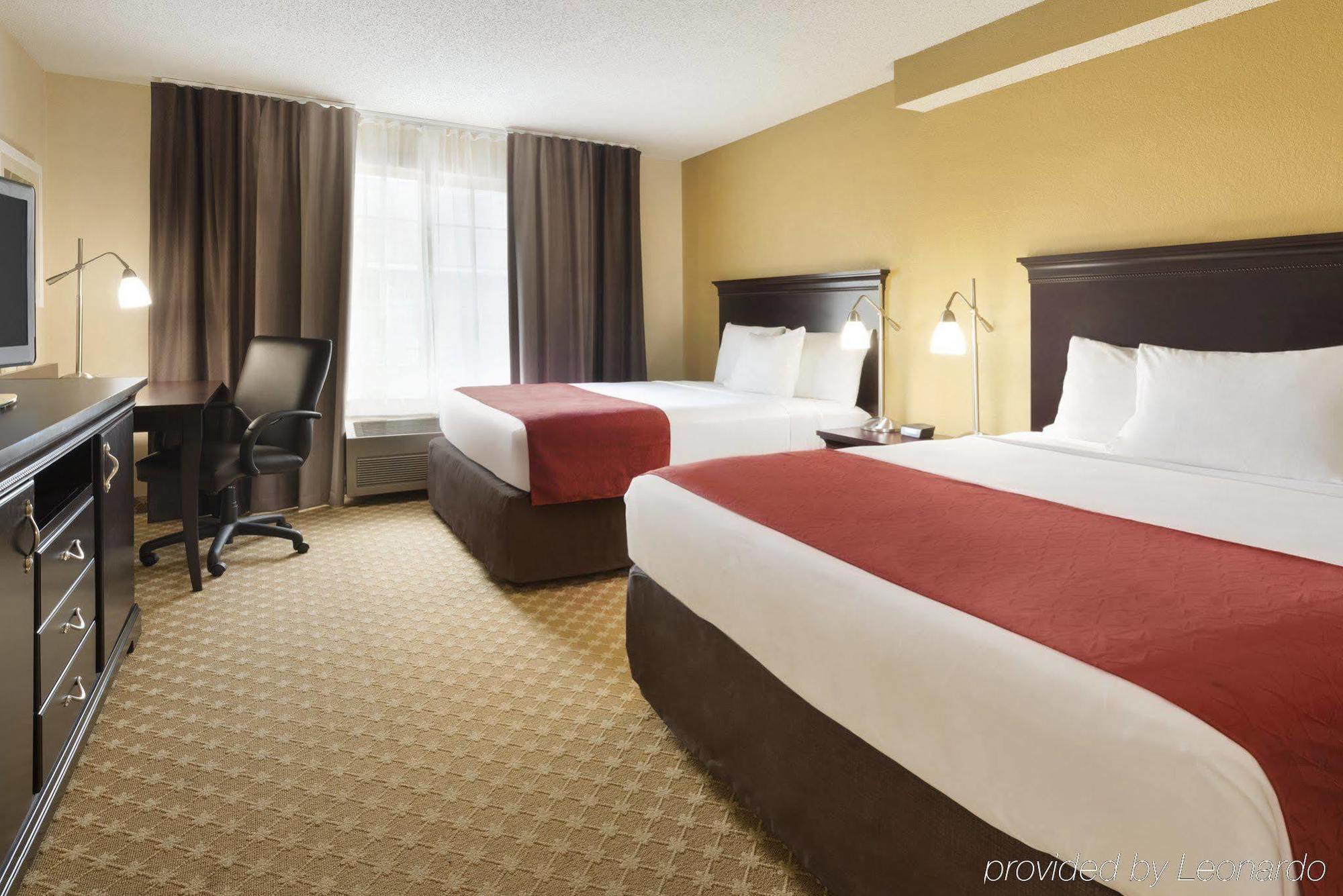 Quality Inn & Suites Alexandria Luaran gambar