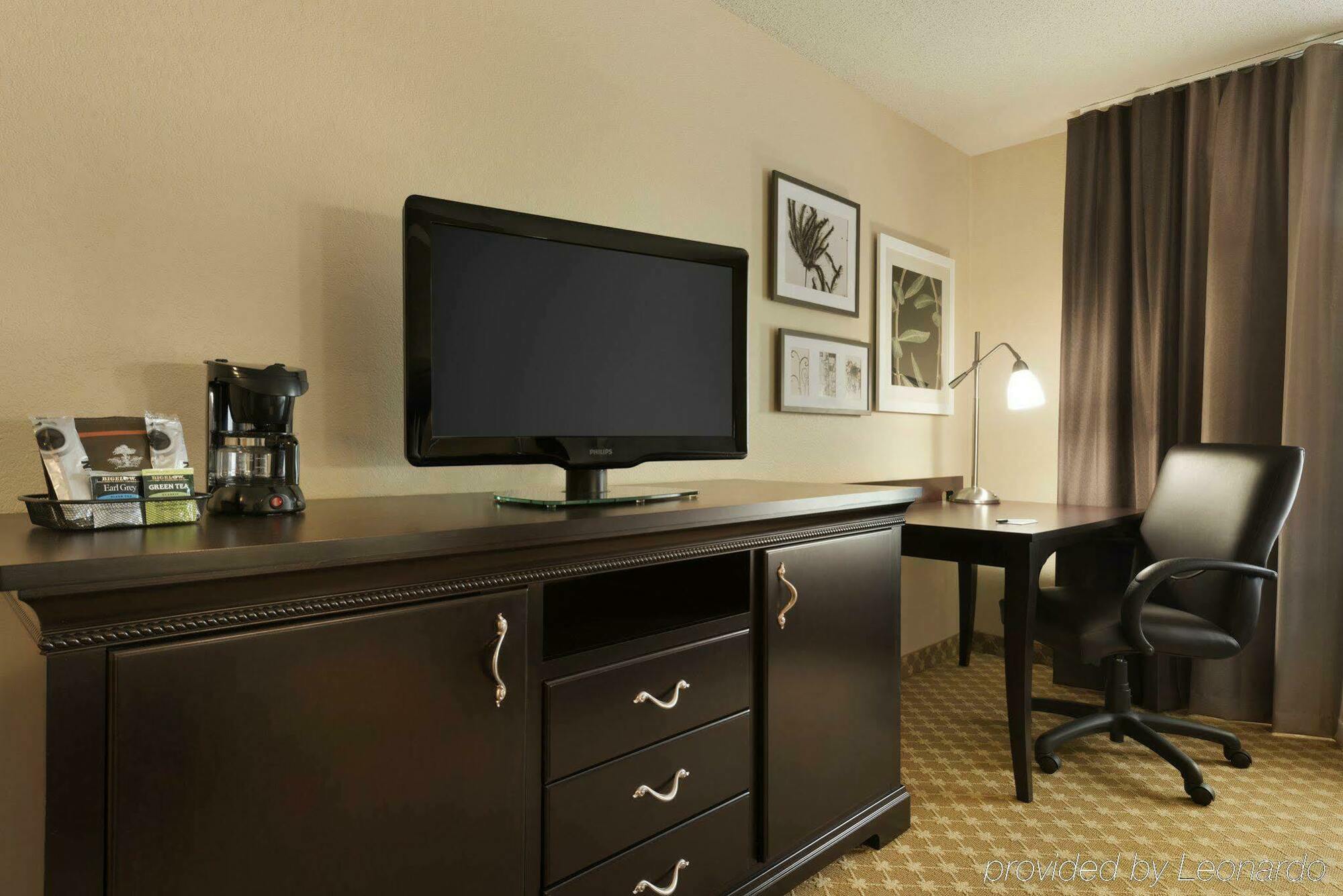 Quality Inn & Suites Alexandria Luaran gambar